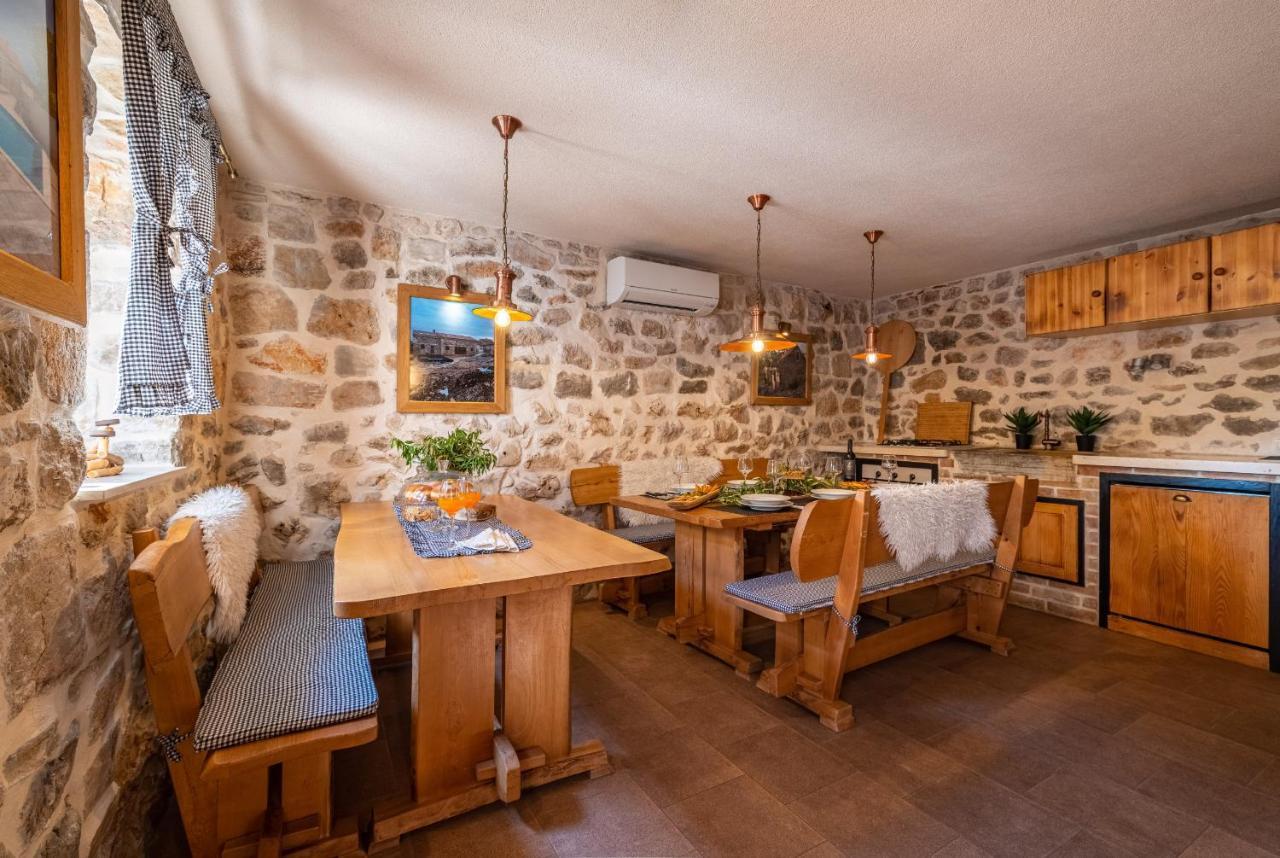 Stone Villa Miandri Sukošan Buitenkant foto