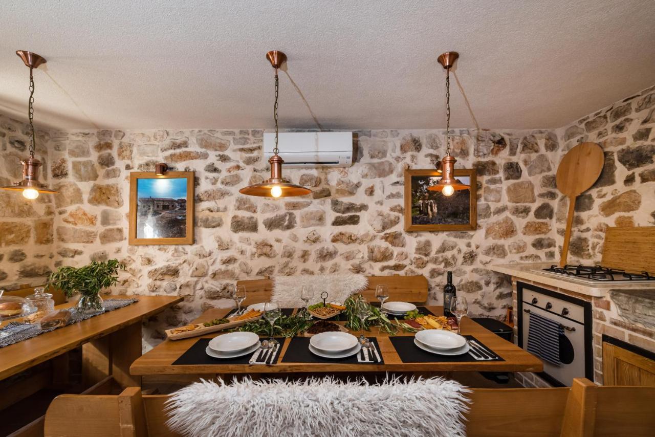 Stone Villa Miandri Sukošan Buitenkant foto