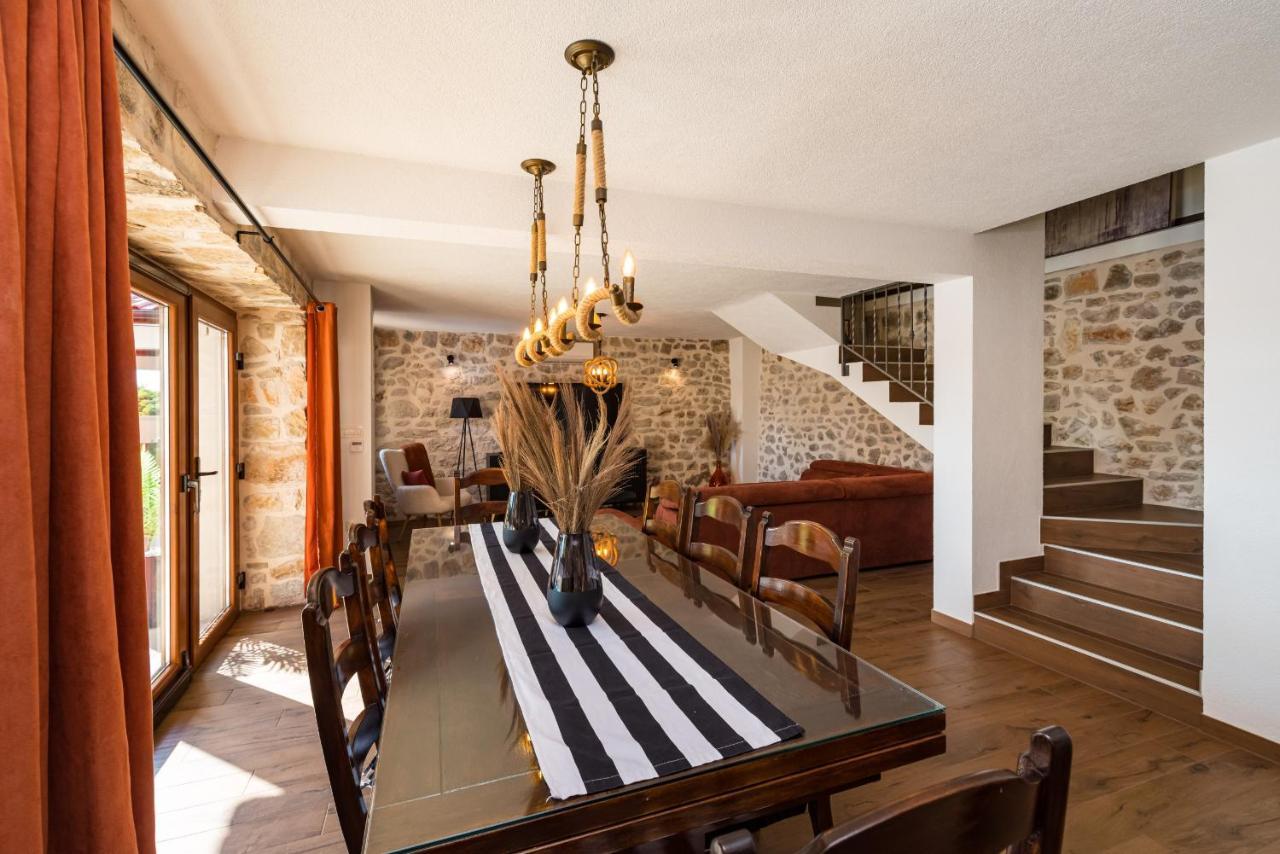 Stone Villa Miandri Sukošan Buitenkant foto