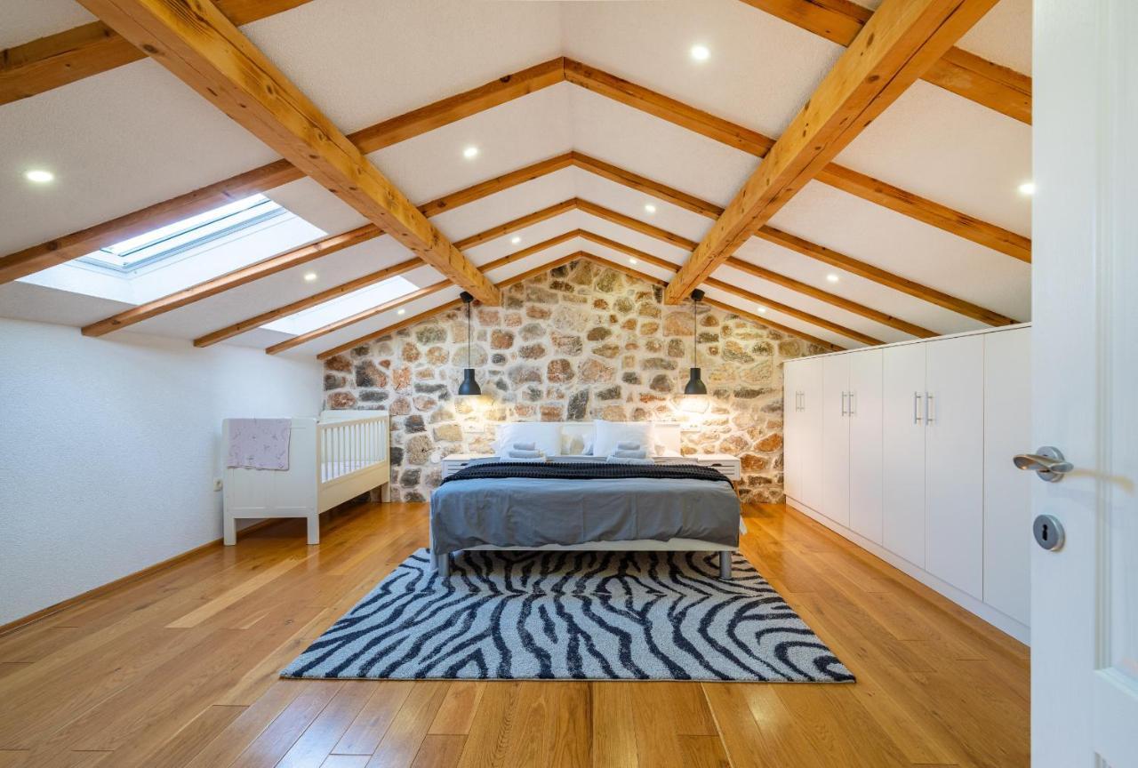 Stone Villa Miandri Sukošan Buitenkant foto