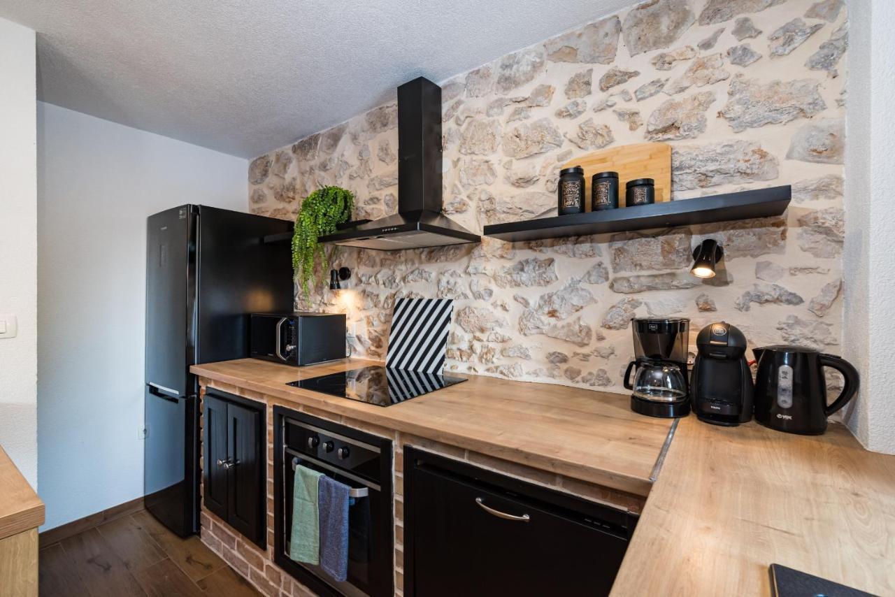 Stone Villa Miandri Sukošan Buitenkant foto