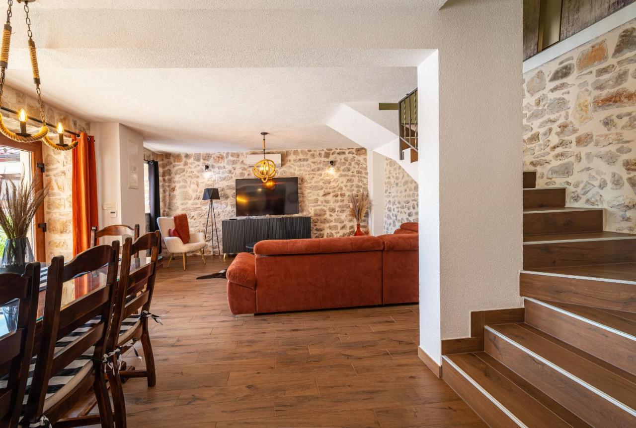 Stone Villa Miandri Sukošan Buitenkant foto